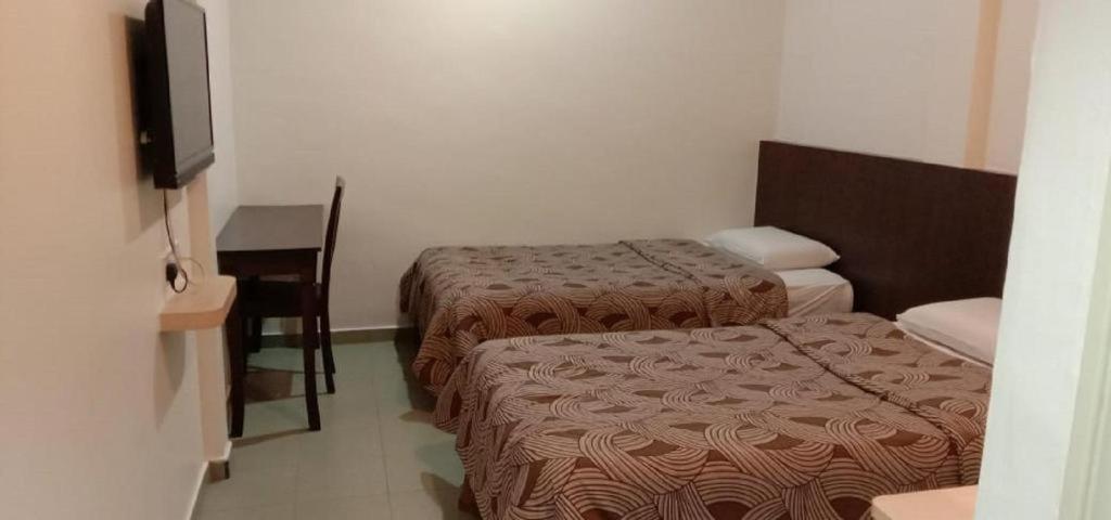 G Six Hotel Ситиаван Экстерьер фото